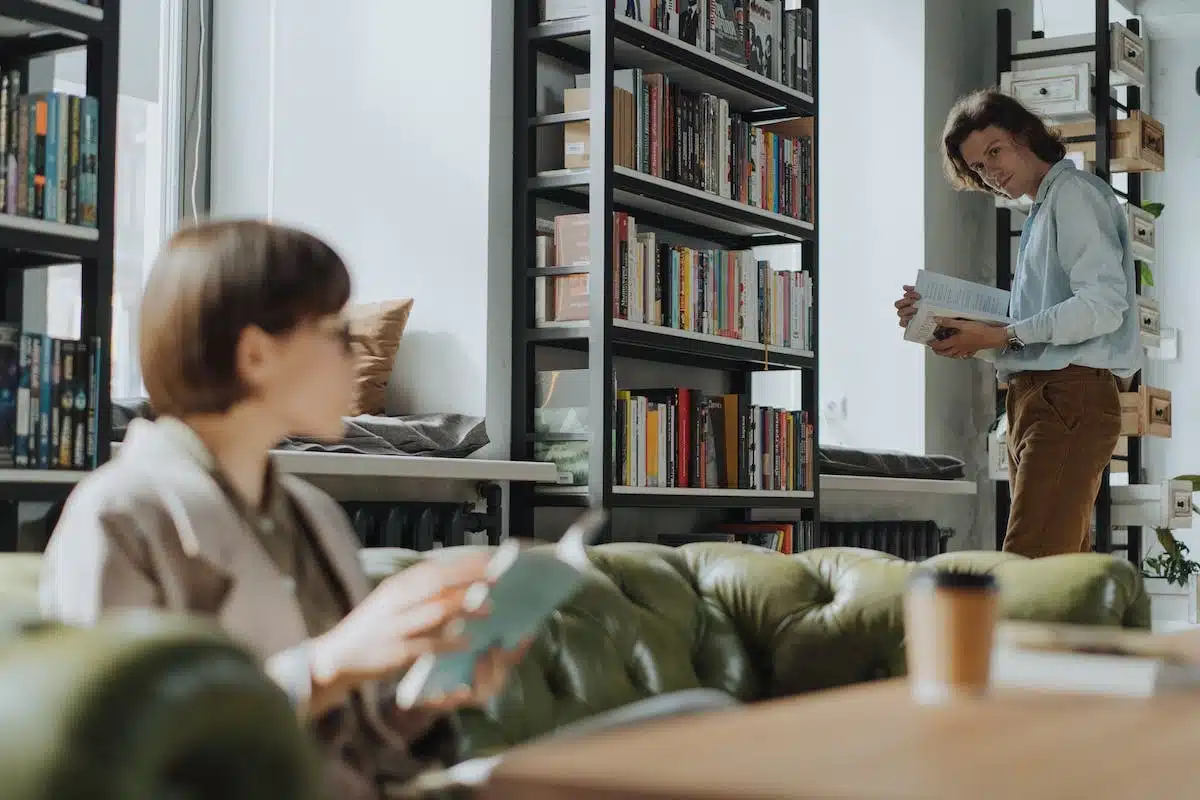 bibliothèque  détente